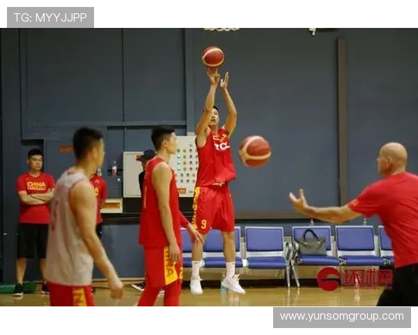 中国篮球队备战世界杯新挑战 明星球员表现引关注 中国篮球队备战世界杯新挑战 明星球员表现引关注