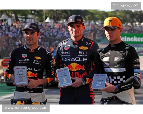 红牛车队内部矛盾升级维斯塔潘与佩雷兹关系再成焦点