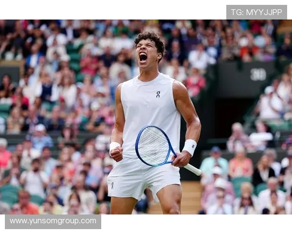 2025年网球大满贯赛季落幕 新星崛起与传奇退役交织 2025年网球大满贯赛季落幕 新星崛起与传奇退役交织